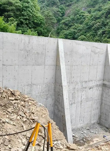 盐城东台重力式挡土墙